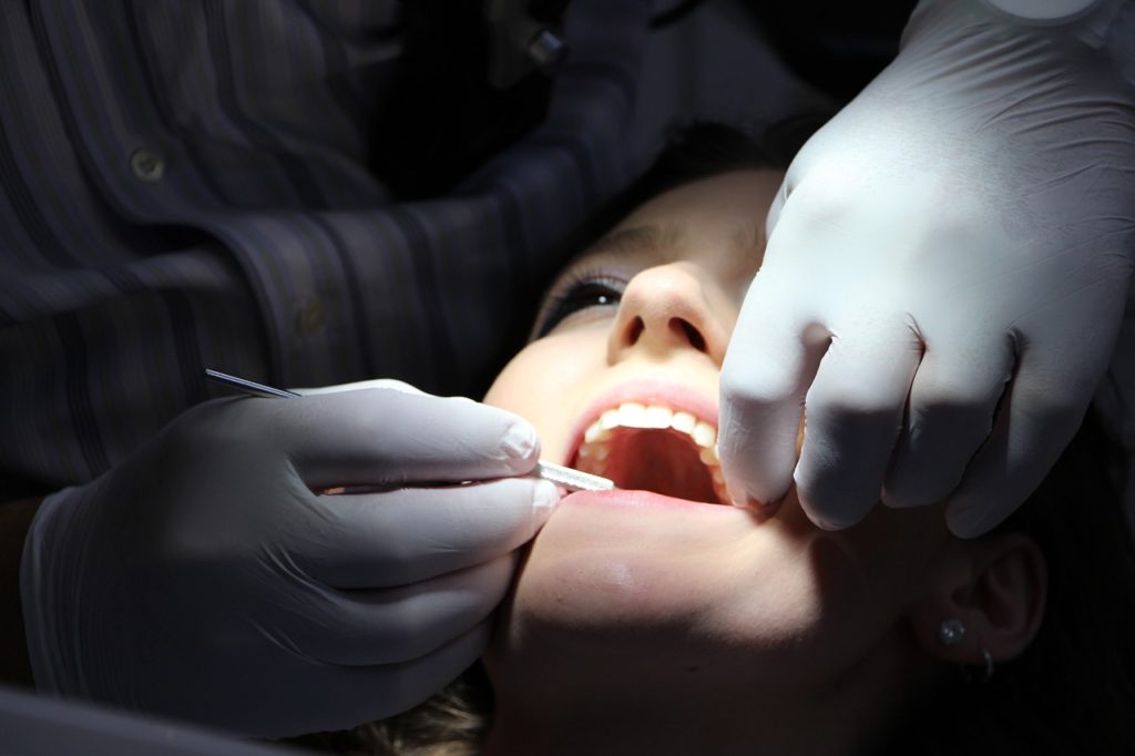 dentist female patient